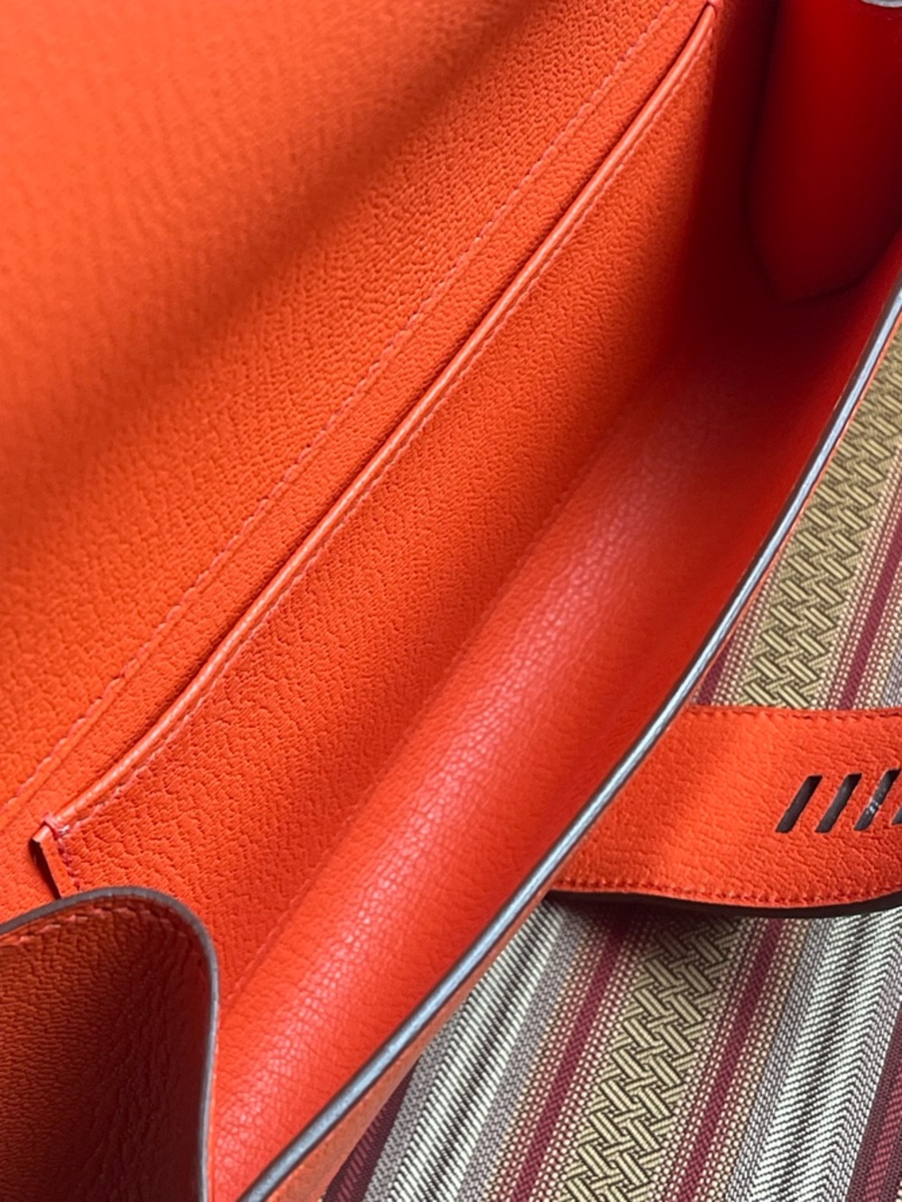 LIKE NEW HERMES SANGUINE ORANGE TADELAKT LEATHER MEDOR CLUTCH PALLADIUM HARDWARE - Picture 11 of 17
